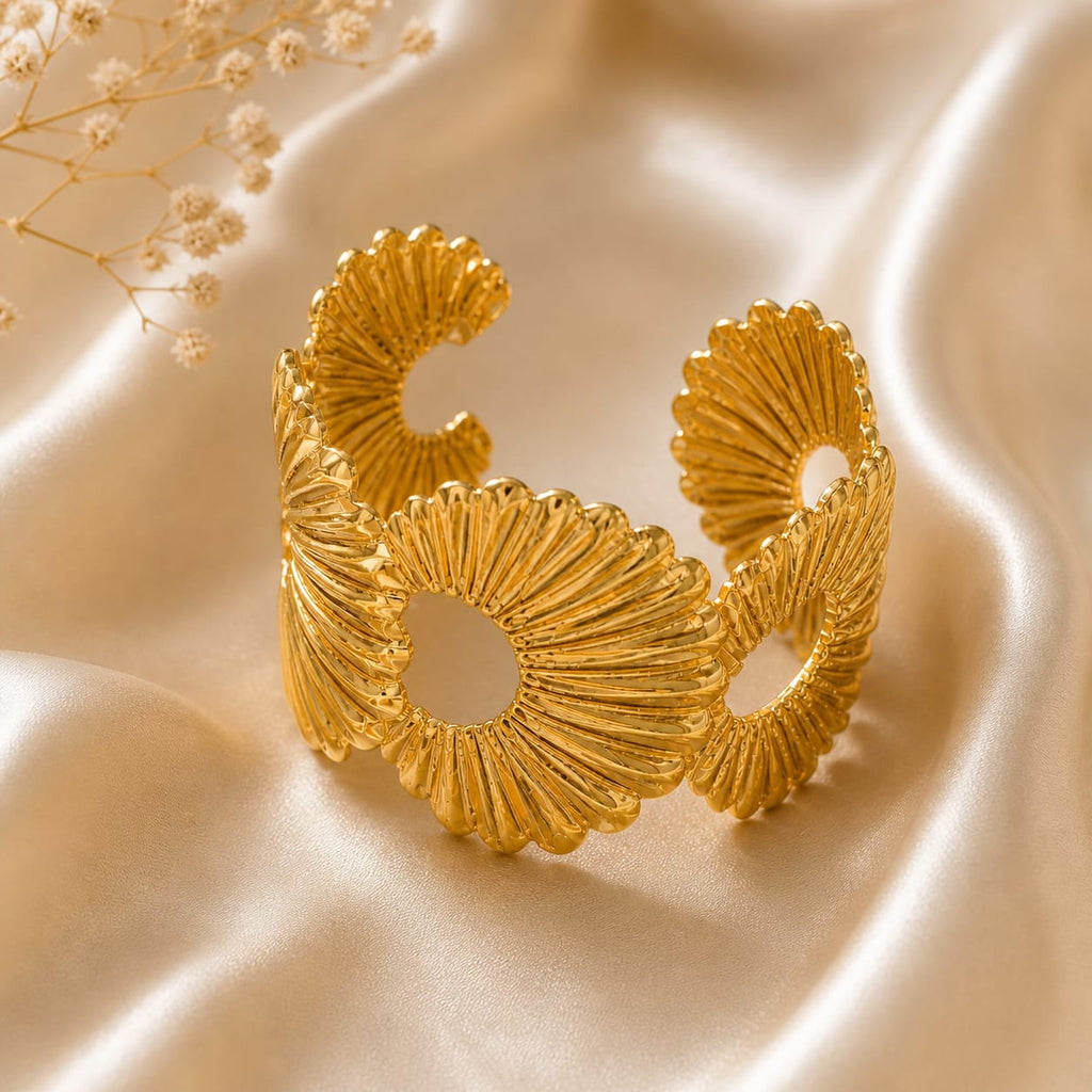 Aurora Shell Cuff