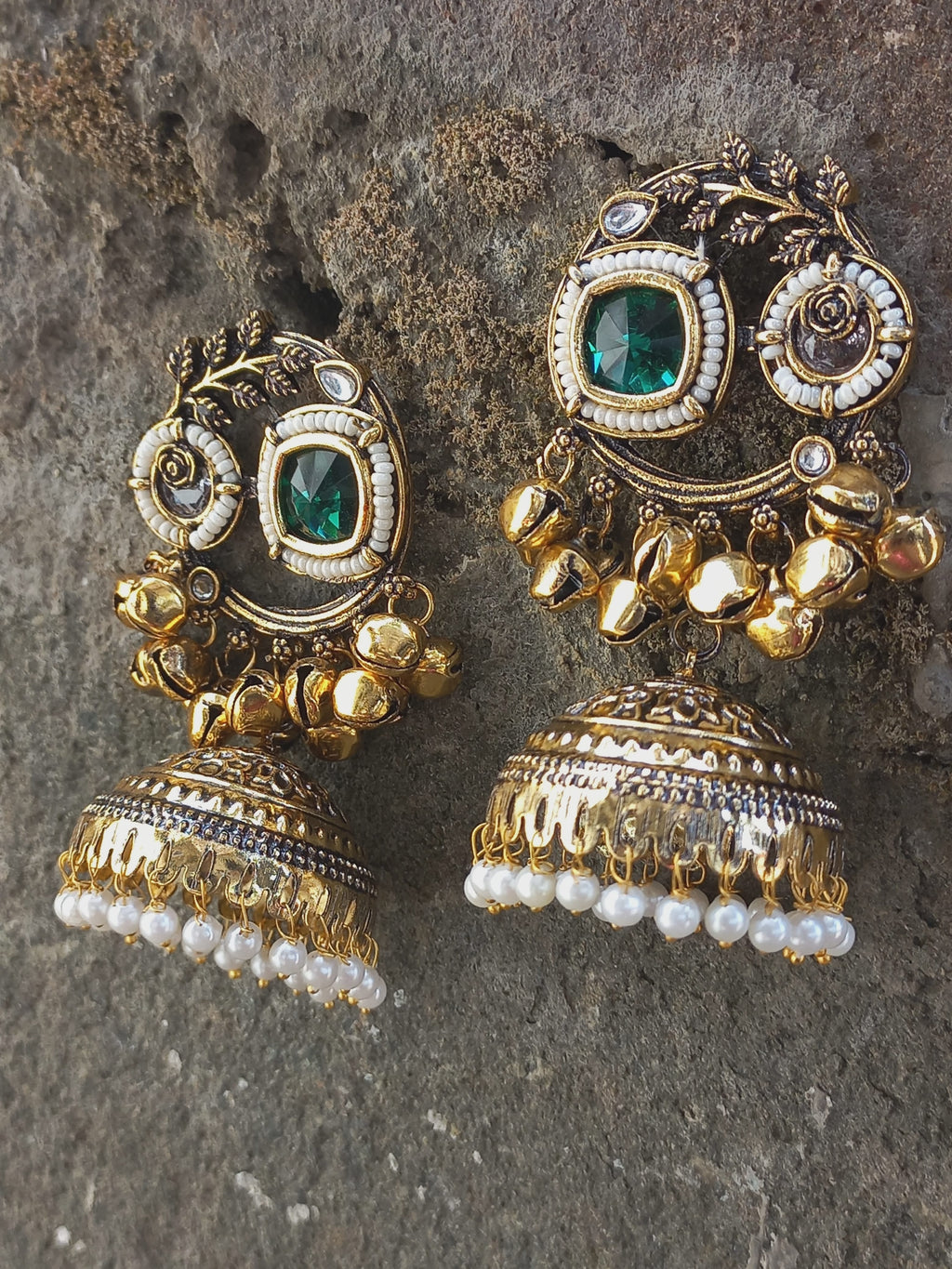 Gulnaar Ghungroo Jhumka